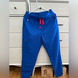 NWT Figs Zamora Jogger Scrub Pants Petite Medium